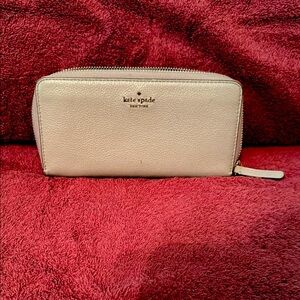 Kate Spade Cream Leather Wallet